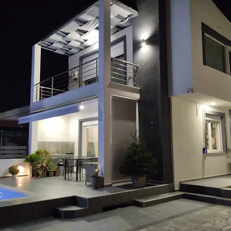 Villa Luxury Victoria, Nea Iraklitsa