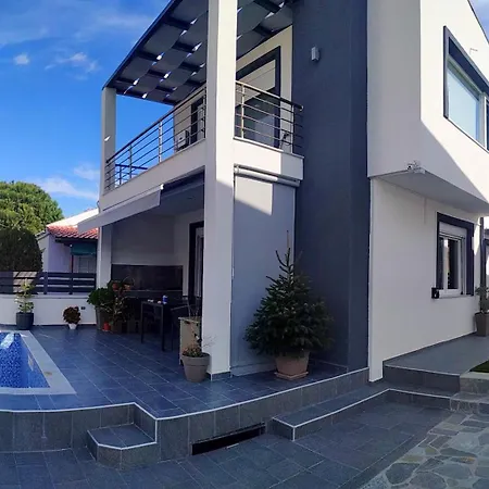 Luxury Victoria, Villa *