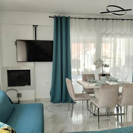Luxury Victoria,