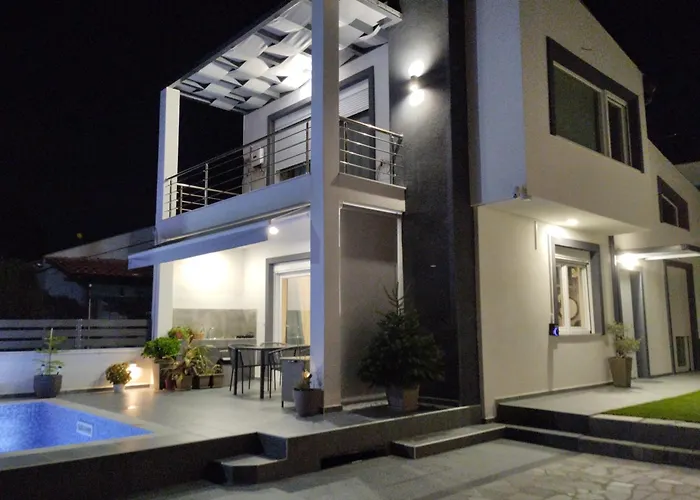 Vila Luxury Victoria, Nea Iraklitsa