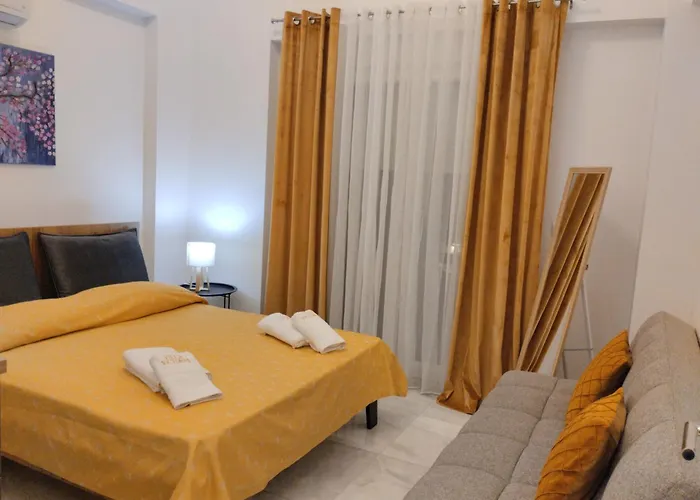 Luxury Victoria, * Nea Iraklitsa