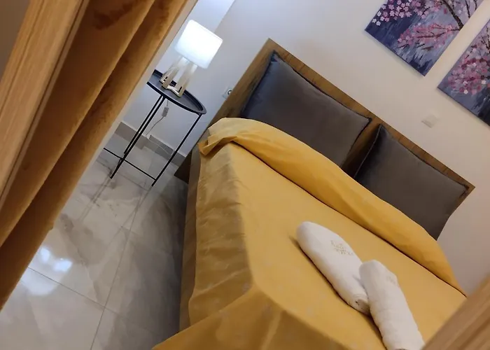 Villa Luxury Victoria, *