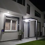 Вилла Luxury Victoria,